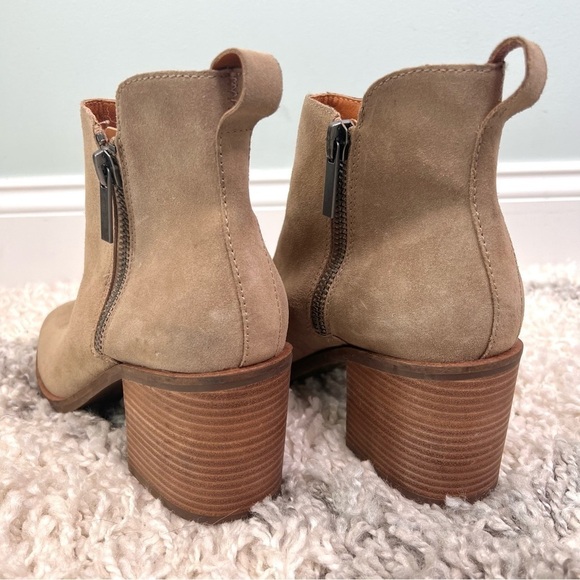 Lucky Brand Womens Walba Taupe Suede Block Heel Ankle Boots - Picture 4 of 9